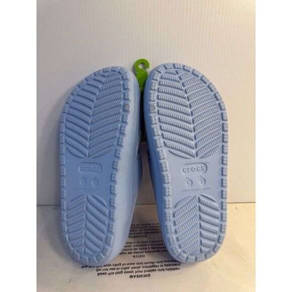 .5001 Crocs Blue Fuzzy-US 7 Womens - Picture 4 of 5